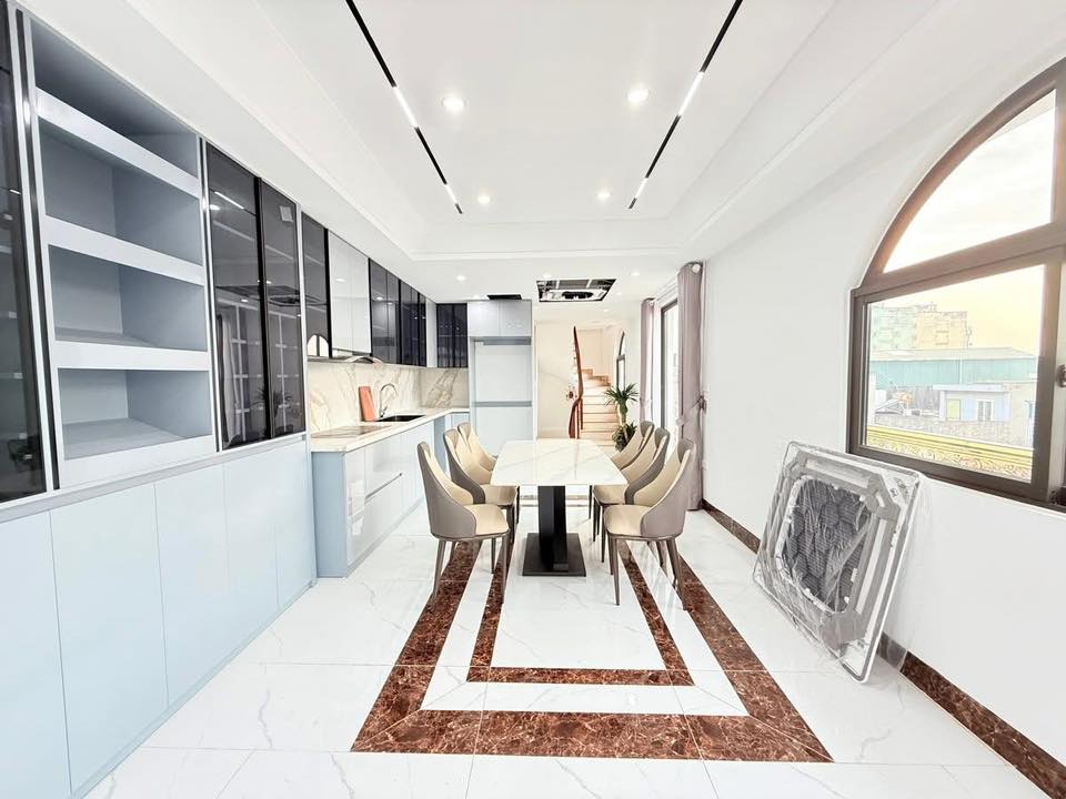 Sài Đồng, phân lô, Ô tô tránh - Diện tích 42/55m2, nhà xây 6 tầng, thang máy, giá 15 tỷ