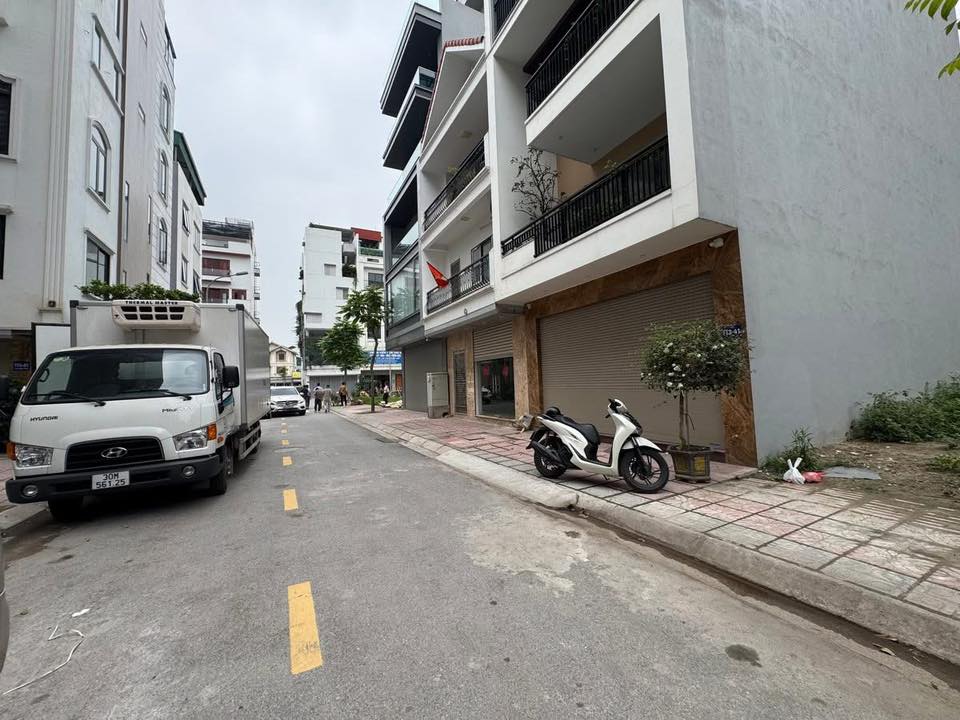 Lô đất TĐC Ngọc Thụy - 75m2, mặt tiền 5,2m - Lô góc 3 thoáng, Giá 22 tỷ