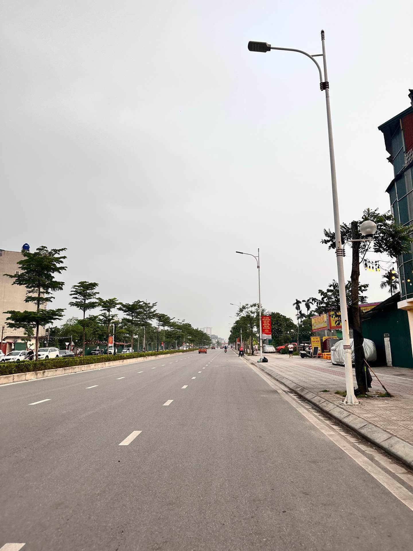 Ngọc Thụy, Long Biên - Nhà đẹp 5 tầng, 41m, nhỉnh 9 tỷ