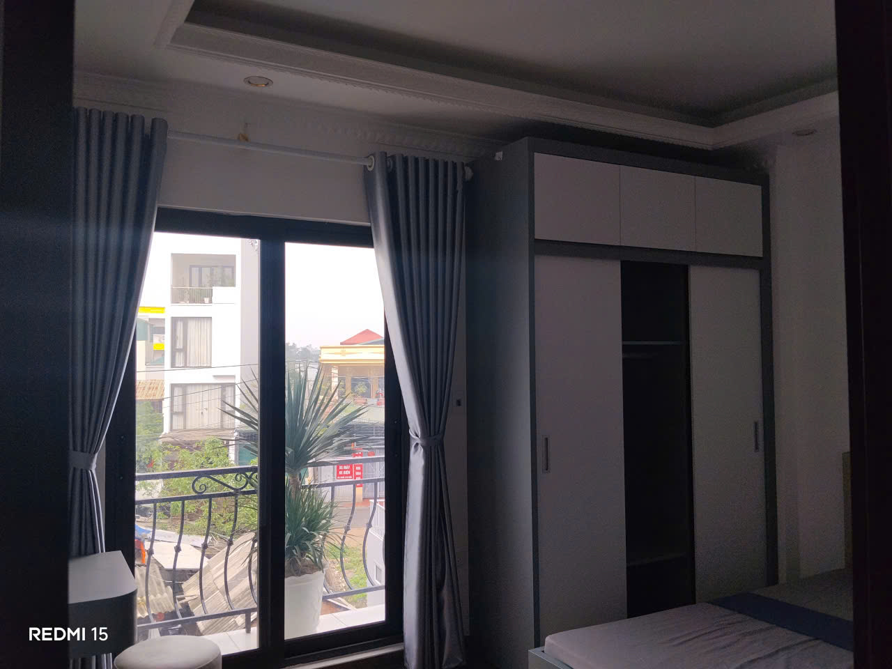 Cự Khối, ngay Hồ Thạch Bàn 31ha: 52m2 6 tầng Thang máy nhỉnh 8 tỷ