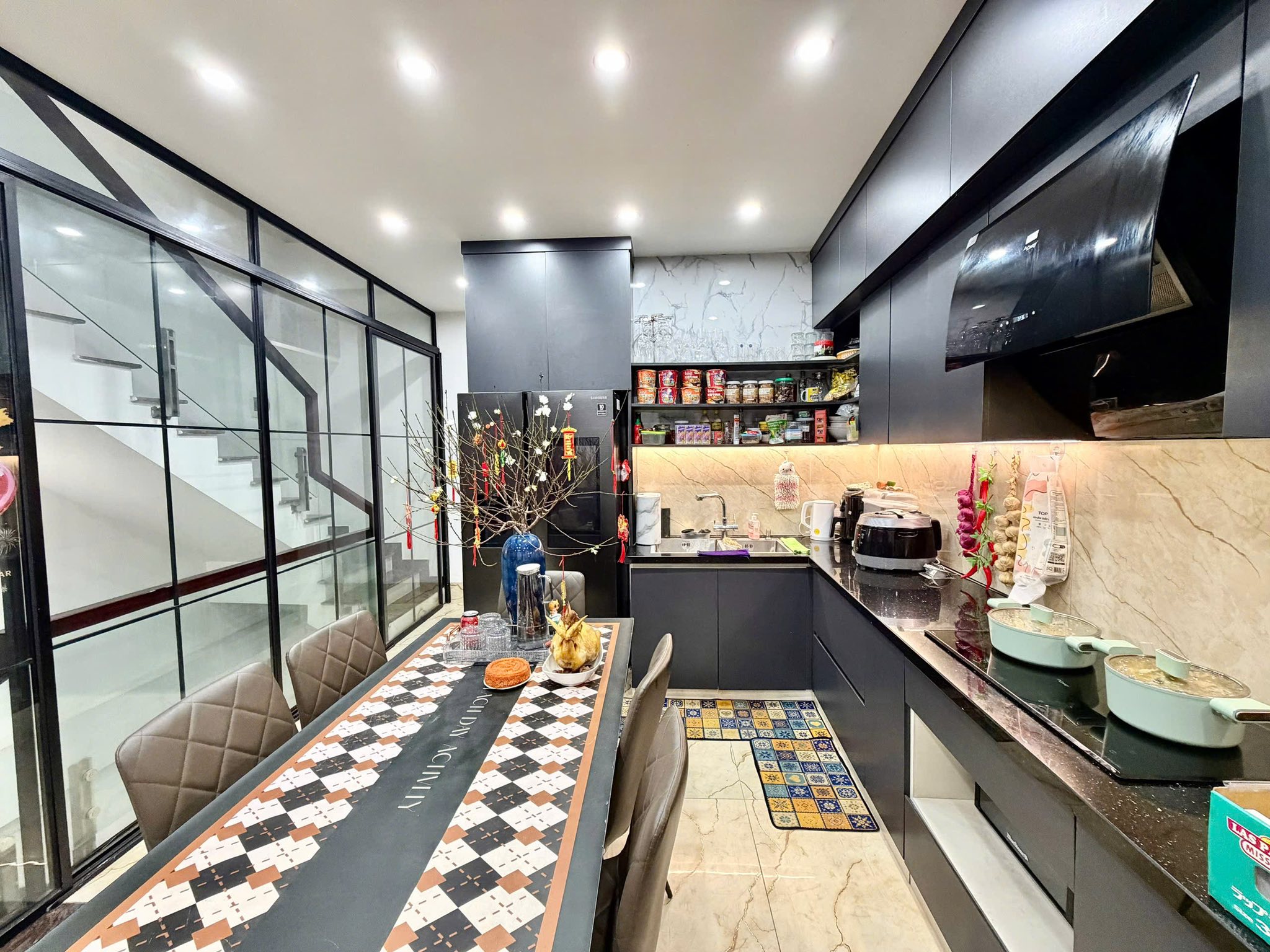Nhà Đức Giang, 72m 5 tầng, giá 16,3 tỷ VNĐ